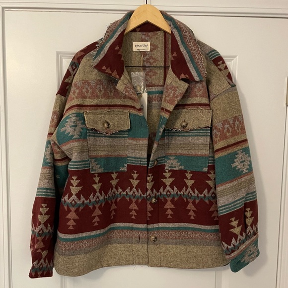 NWT Vici New In Aztec Southwestern Shacket Jacket - Picture 3 of 8